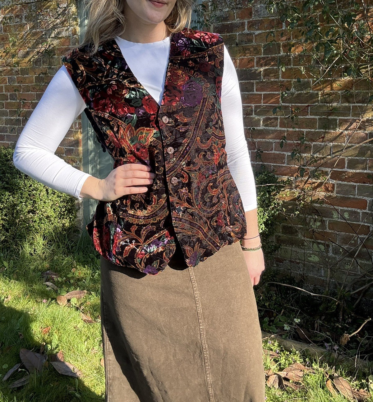 Vintage 80s Size S 6-10 Black Rich Velvet Boho Waistcoat Tuttabankem