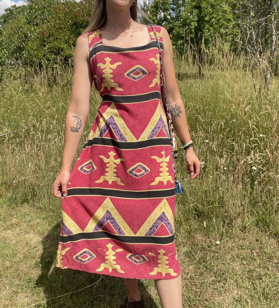Vintage Size XL 12-16 Red Boho Aztec Patterned Tie Back Midi Dress