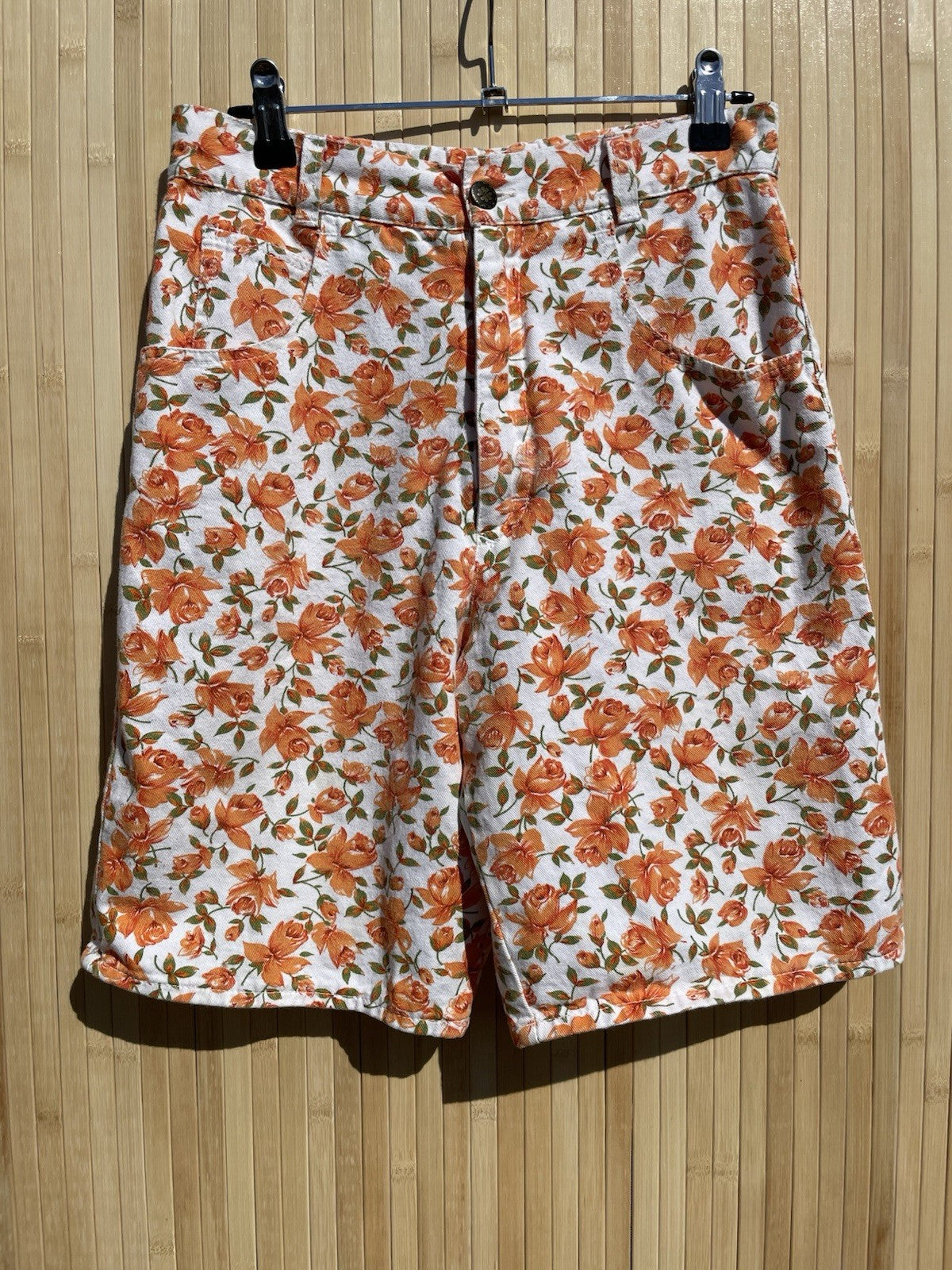 Vintage Size 6 High Waist Orange Floral Denim Mom Shorts