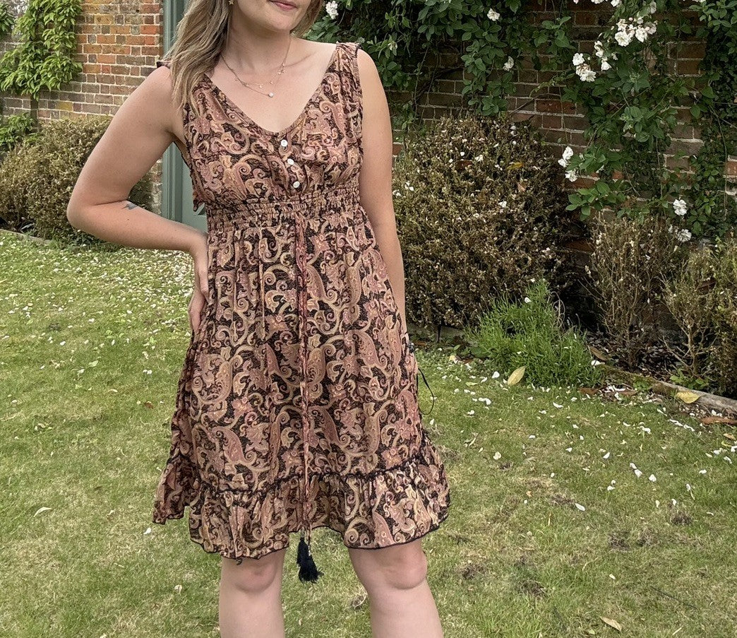 Vintage Y2K M Size 6-12 Boho Ruffle Summer Dress Contro Corrente