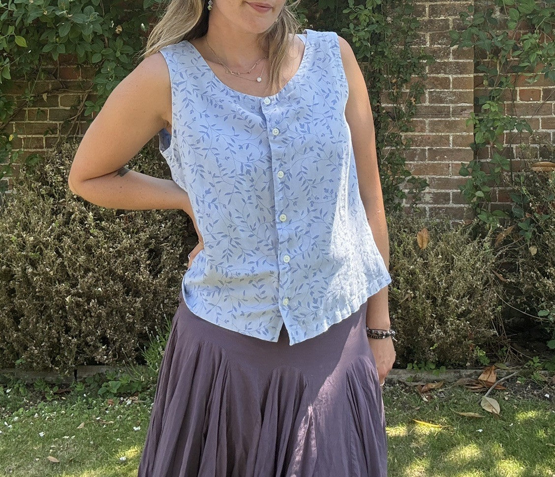 Vintage Size L 10-14 Blue Linen Blend Floral Button Front Top Orvis