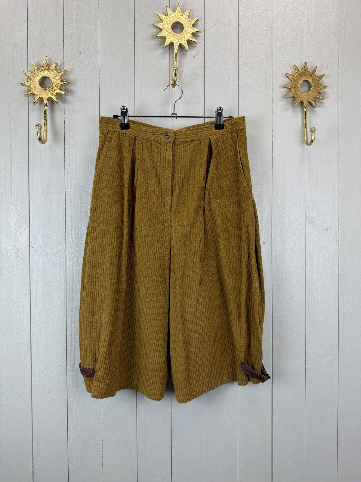 Vintage Size S 8-10 W28 Brown Corduroy High Waist Bloomer Shorts Florelle
