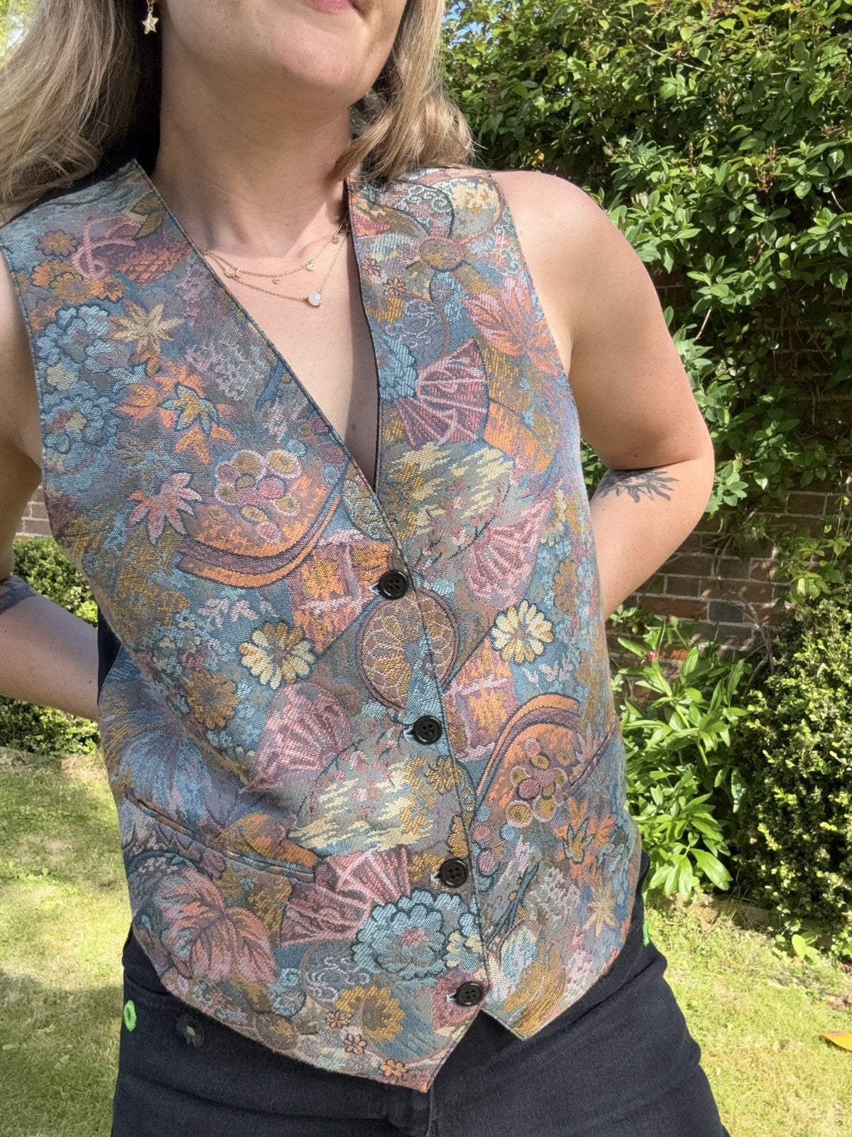 Vintage Size S 8-10 Floral Tapestry Style Waistcoat Colombo Mario