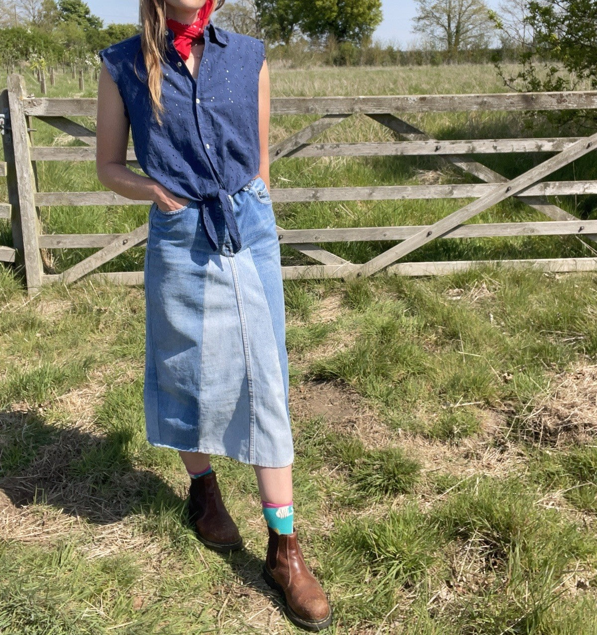 Vintage Size 12 W30 Reworked Denim High Waisted Levi’s Midi Skirt