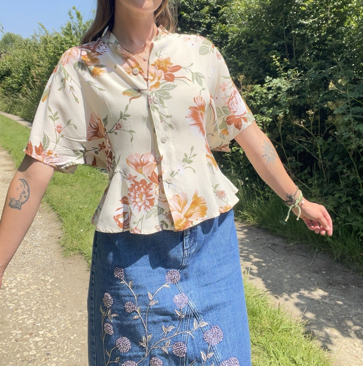 Vintage Size S 6-10 Ecru Romantic Floral Pintuck Blouse
