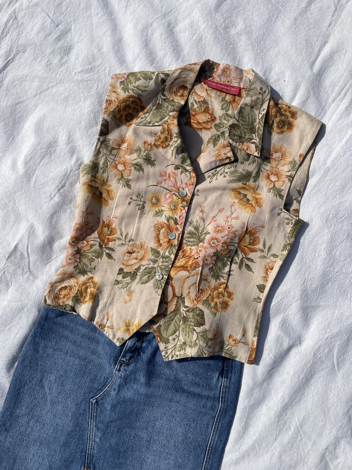 Vintage Size S 6-10 Ecru Romantic Floral Linen Cotton Waistcoat Blouse