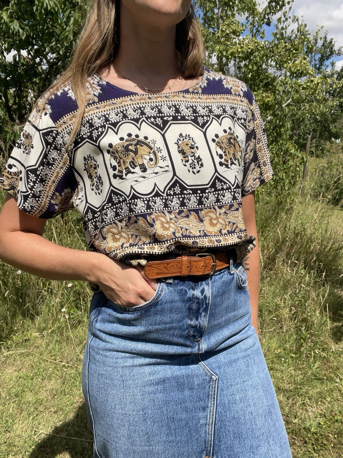 Size S 6-10 Boho Hippie Elephant Patterned Short Sleeve Top