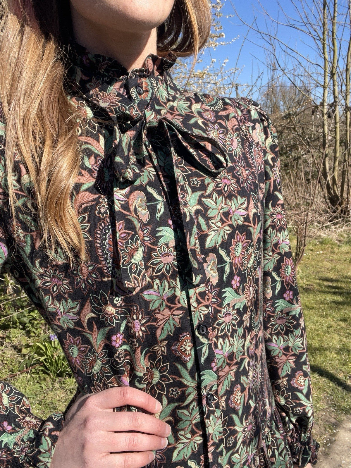 Vintage 70s Size M 10-12 Black Paisley Floral Midi Dress Strelitz
