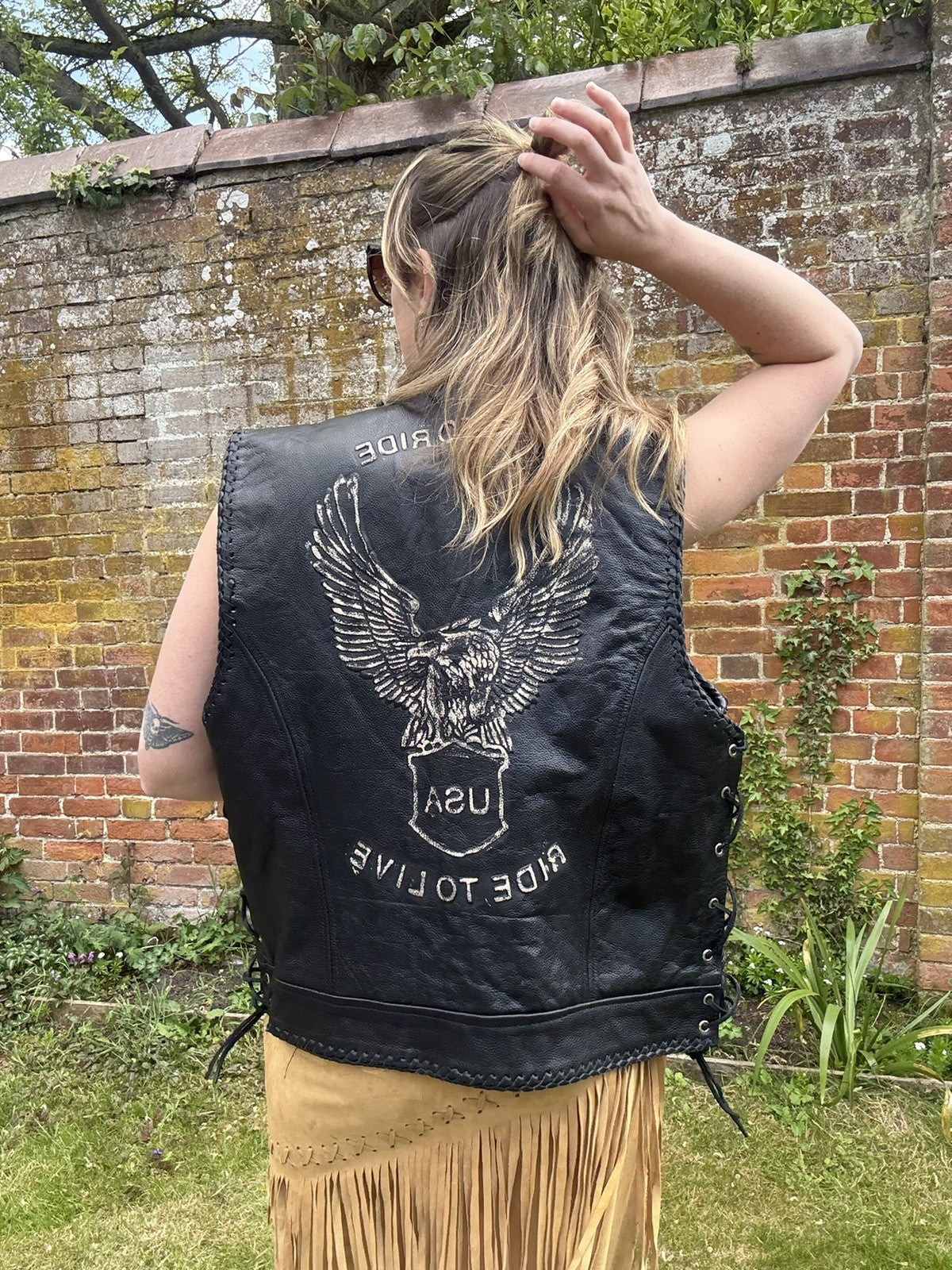 Vintage Size XL 14-18 Black Leather Biker Live To Ride Waistcoat Gilet