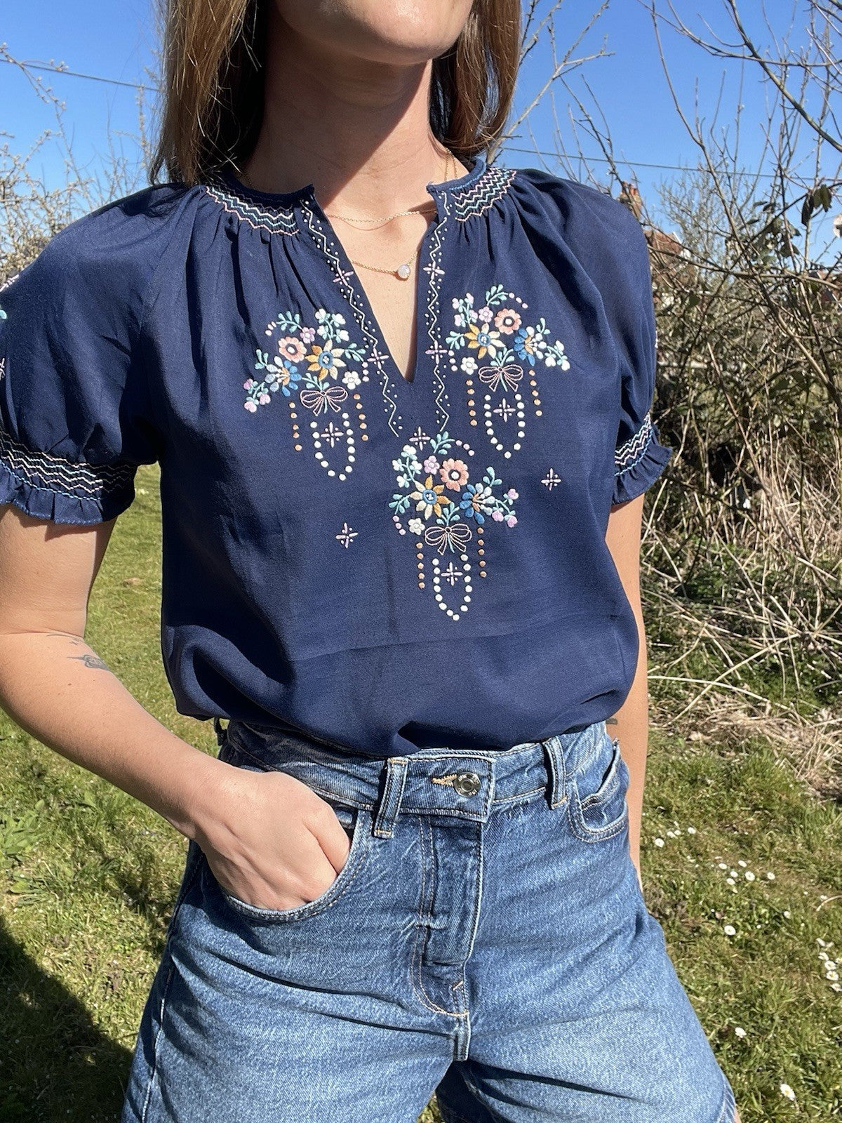Vintage Size S 6-10 Navy Embroidered Peasant Folk Short Sleeve Blouse