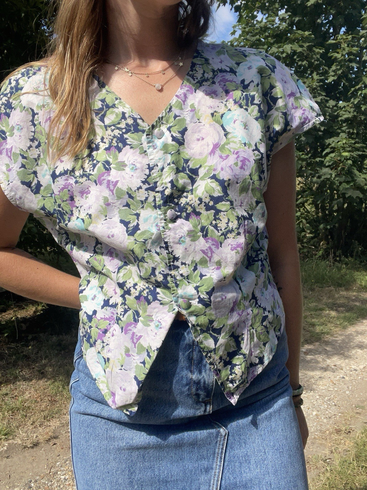 Vintage Handmade Size M 8-12 Black Lilac Floral Tie Back Button Cotton Blouse