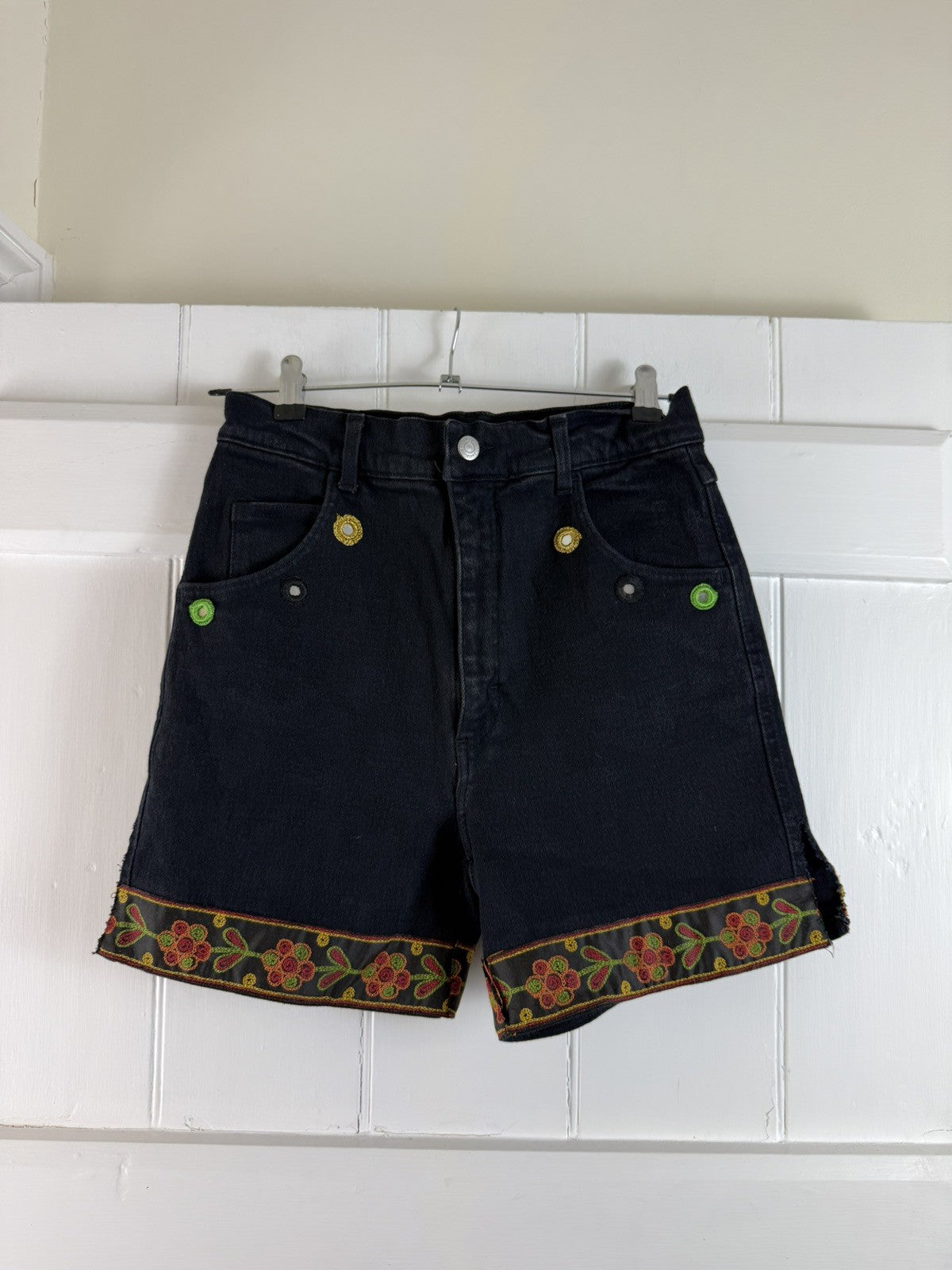 Vintage 90s Size S 8-10 Black Boho Hippy Mirror Denim Shorts Zip Jeans