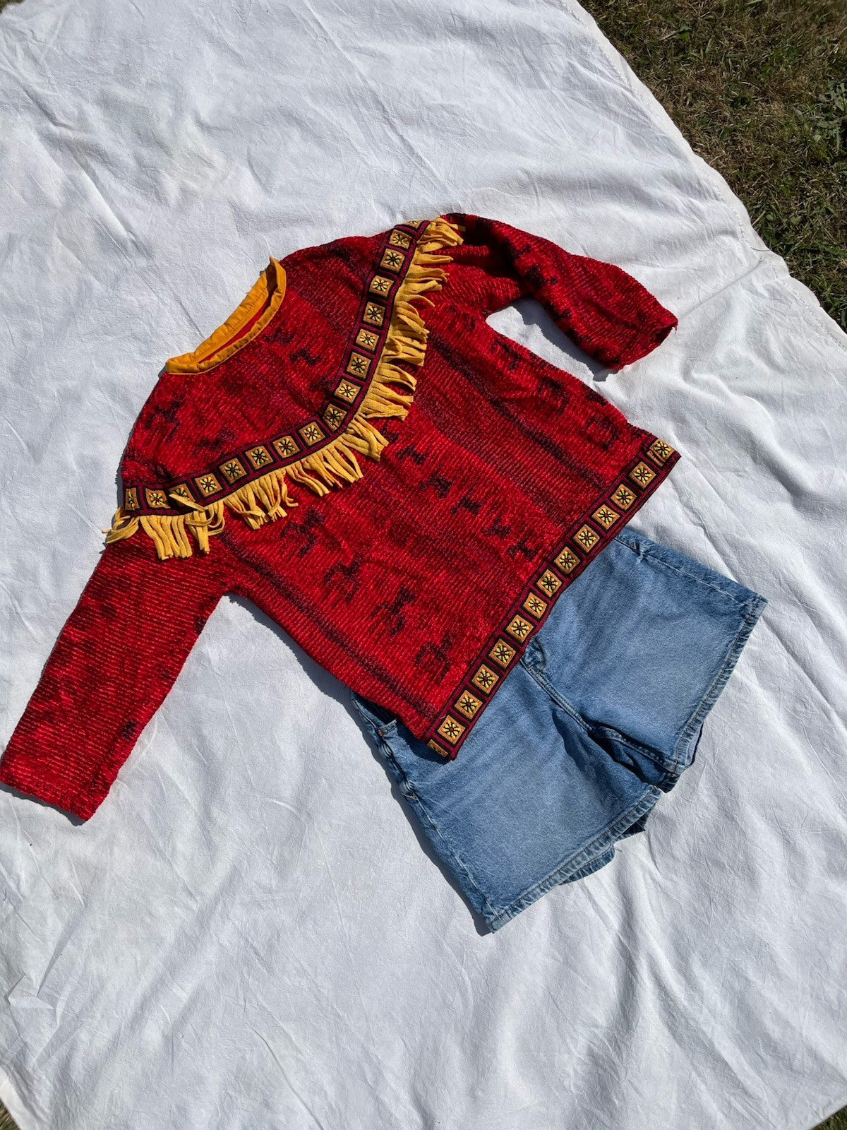 Vintage Size M 8-12 Red Boho Hippy Fringed Patterned Jumper