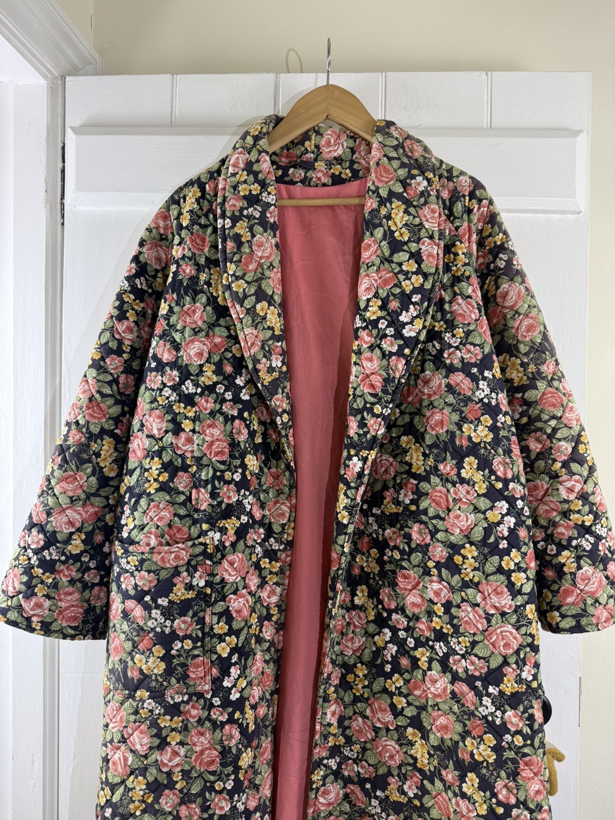 Vintage Size M 6-12 Navy Floral Quilted Cotton Midi/Maxi Jacket Coat