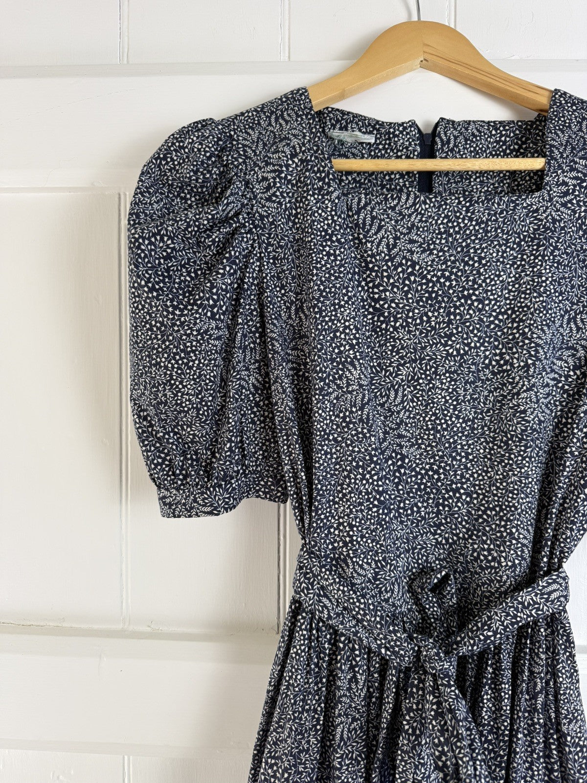 Vintage Size 8 Navy Floral Cotton Laura Ashley Midi Prairie Dress