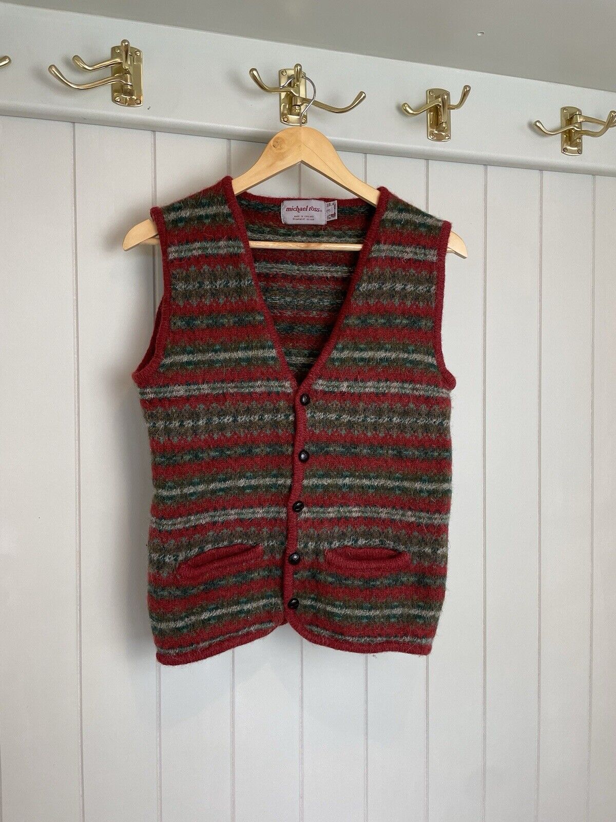 Vintage 70s Size S 6-10 Red Patterned 100% Shetland Wool Knit Vest Michael Ross