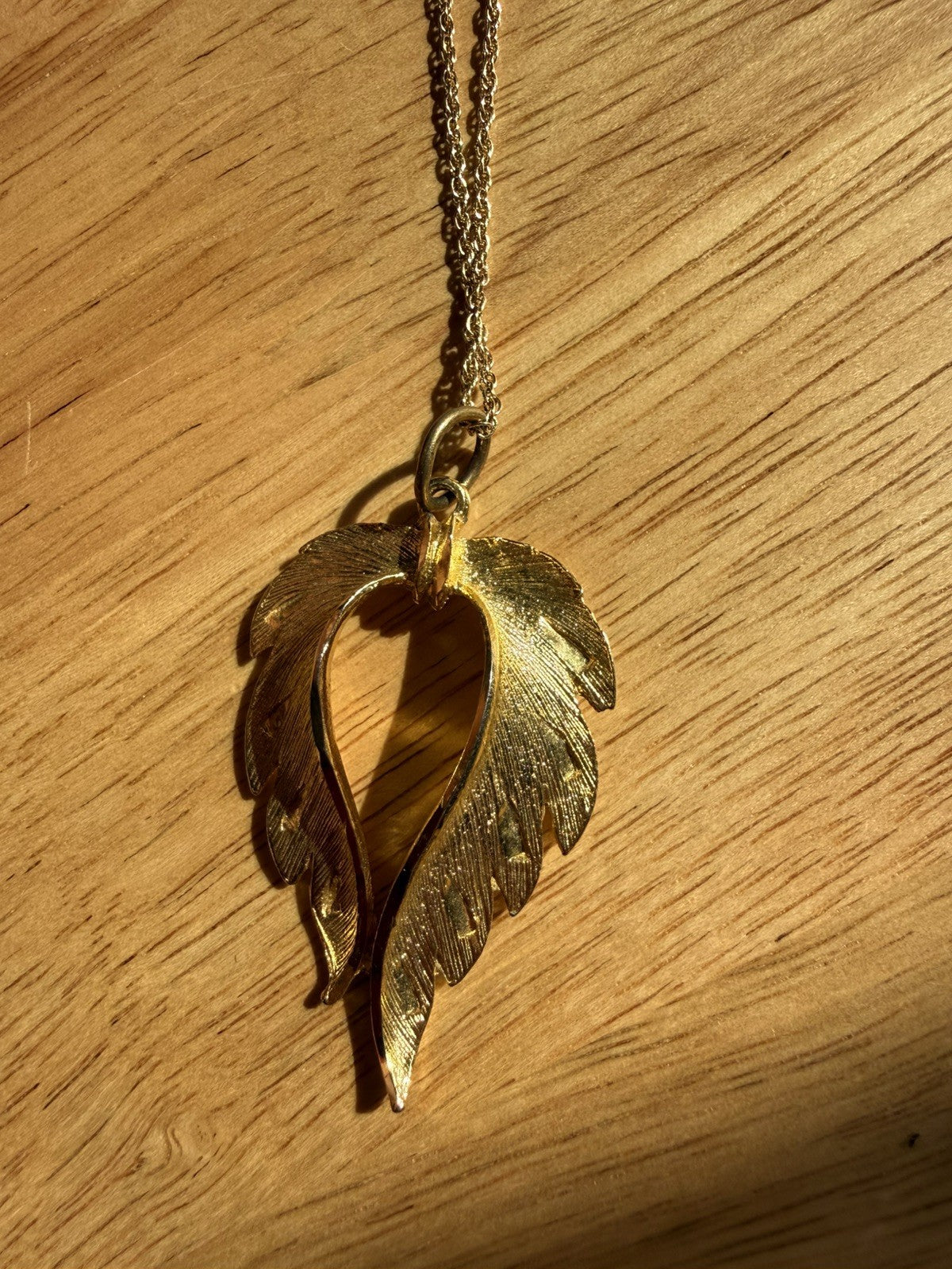 Vintage Corocraft Gold Plated Angel Wings Feather Pendant Necklace
