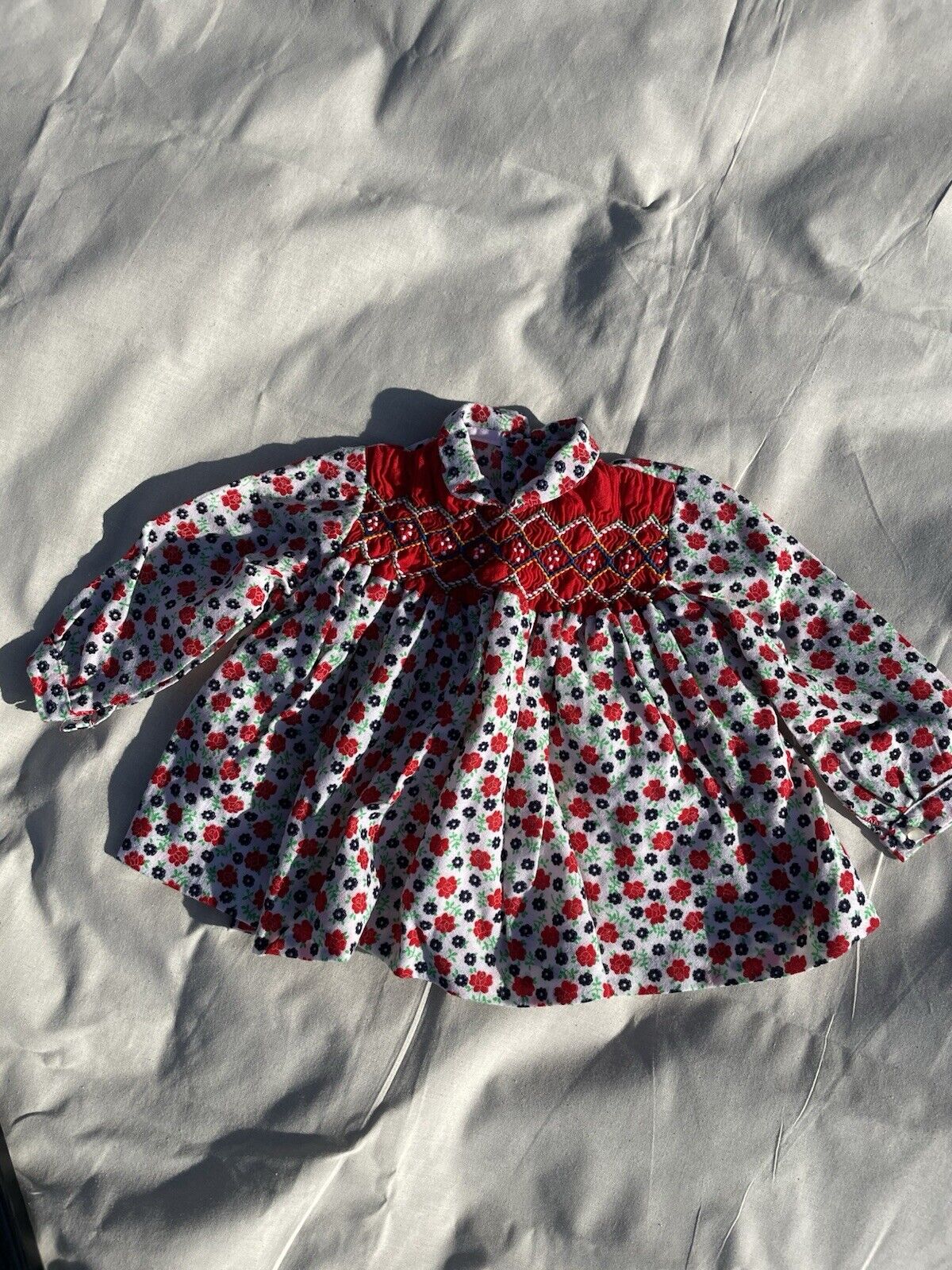 Vintage Baby Size 6-9 Months Red Ditsy Floral Smocked Top/Dress