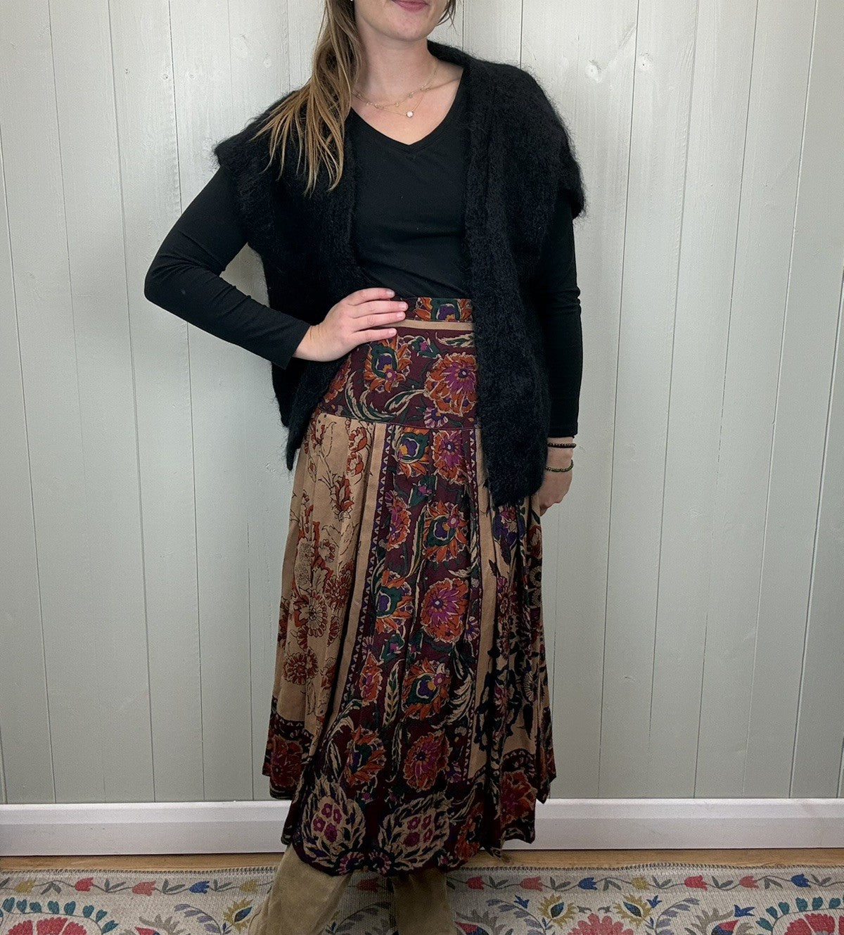 Vintage Size M 10 & 12 W30 Brown Boho Patterned Wool Pleated Skirt