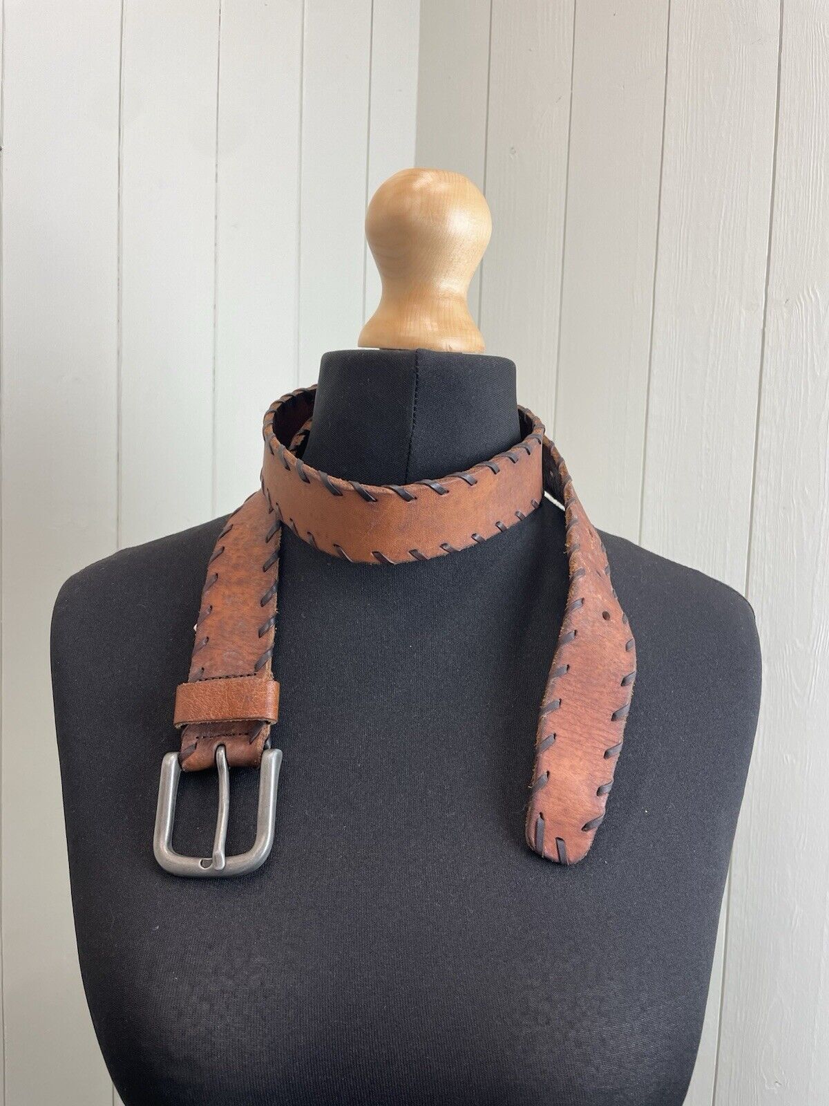 Vintage Size M 10-12 W31-35” Brown Genuine Leather Whipstitch Belt Eddie Bauer