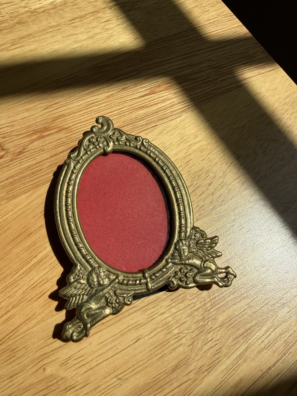 Vintage Small Ornate Brass Cherub Freestanding Photo Frame