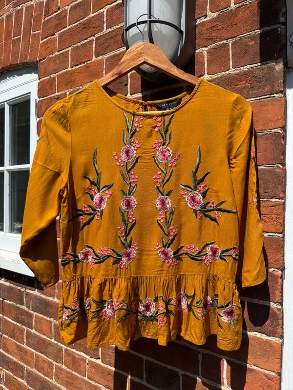 Size 8 ochre mustard yellow embroidered peplum top New Look