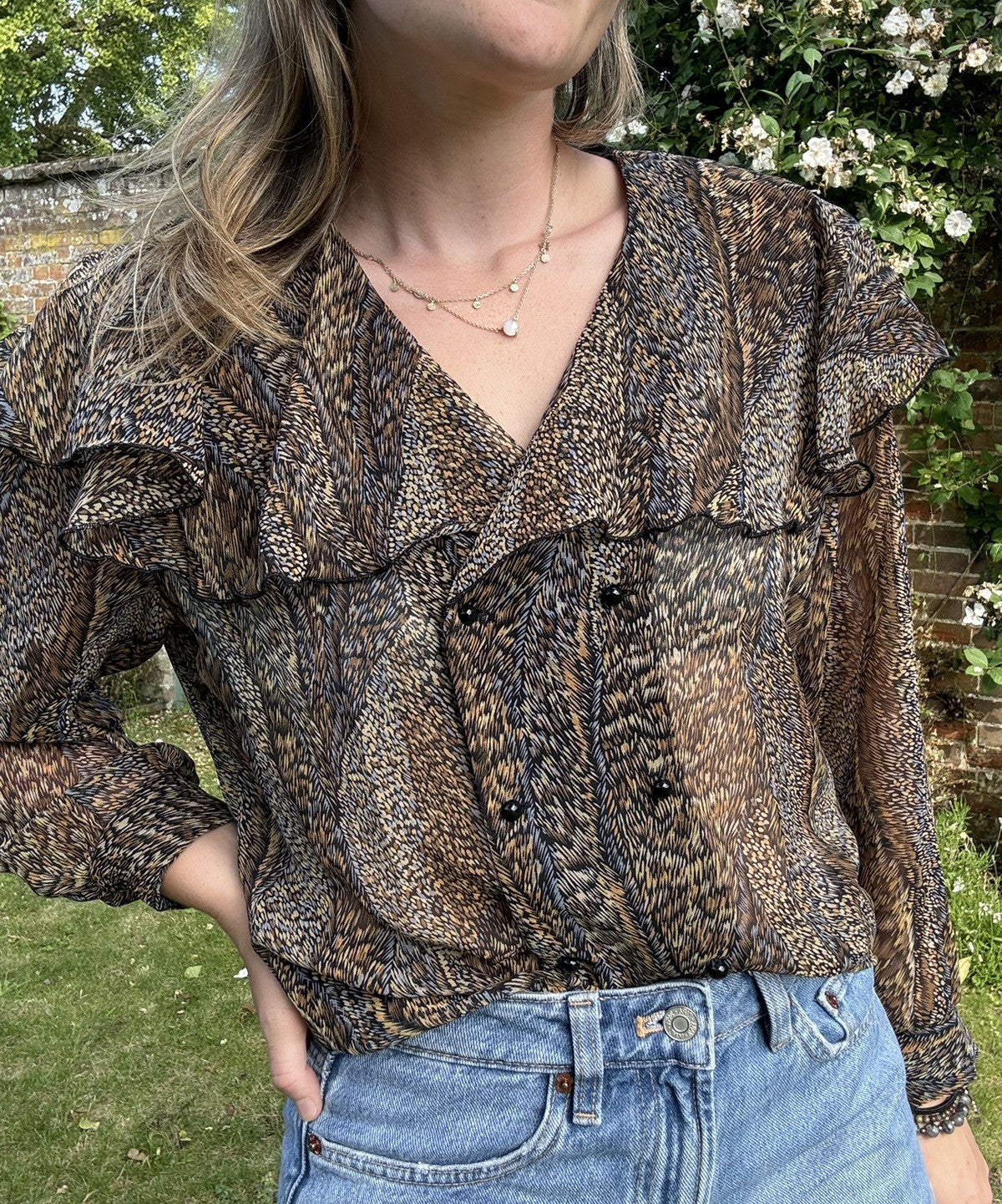 Vintage Size M 10-14 Animal Print Oversized Collar Sheer Blouse TC Petites