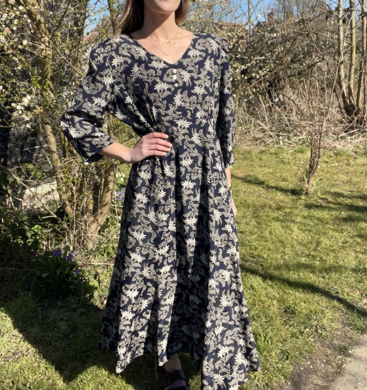 Vintage Size L 12-14 Navy Floral Midi Tea Dress Tina Barrie
