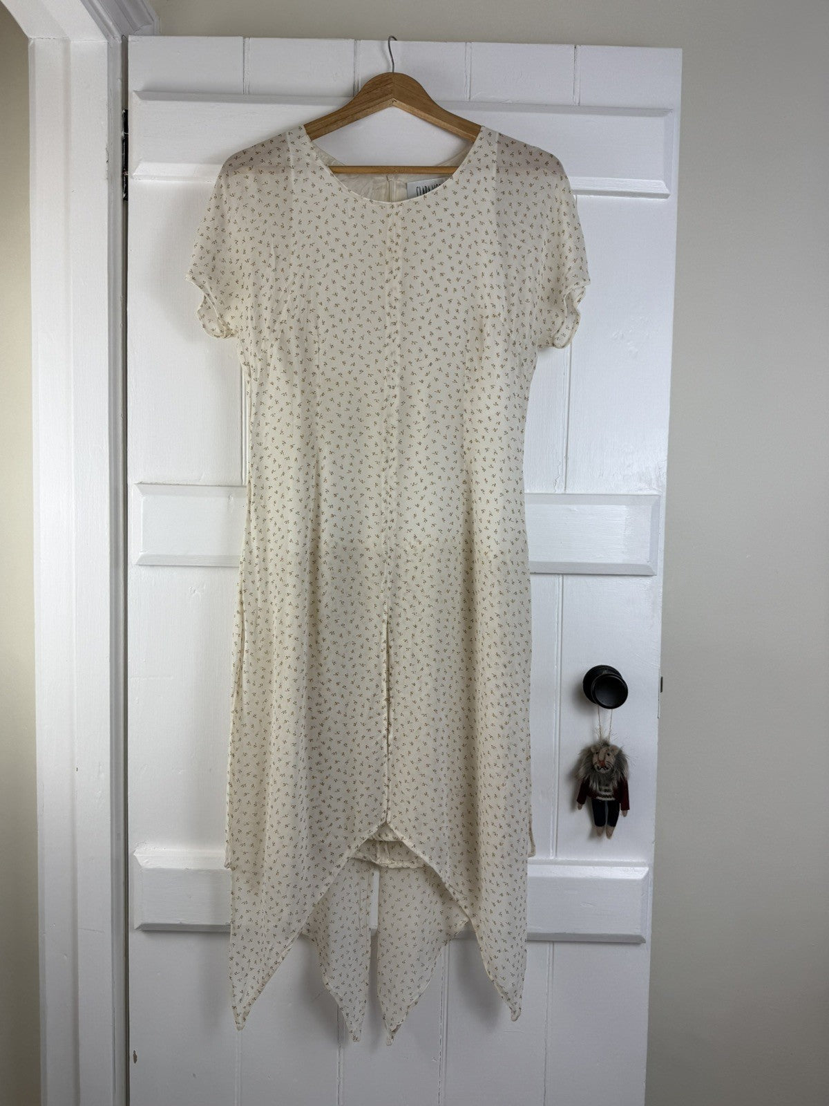 Vintage Size M 10-12 Cream Ditsy Floral Fairy Hem Midi Dress Clara Mori