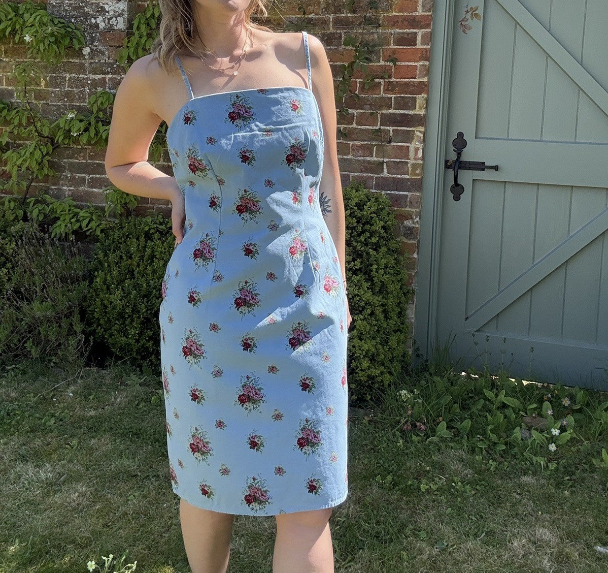 Vintage 90s Size M 10-12 Blue Floral Denim Fitted Slip Dress