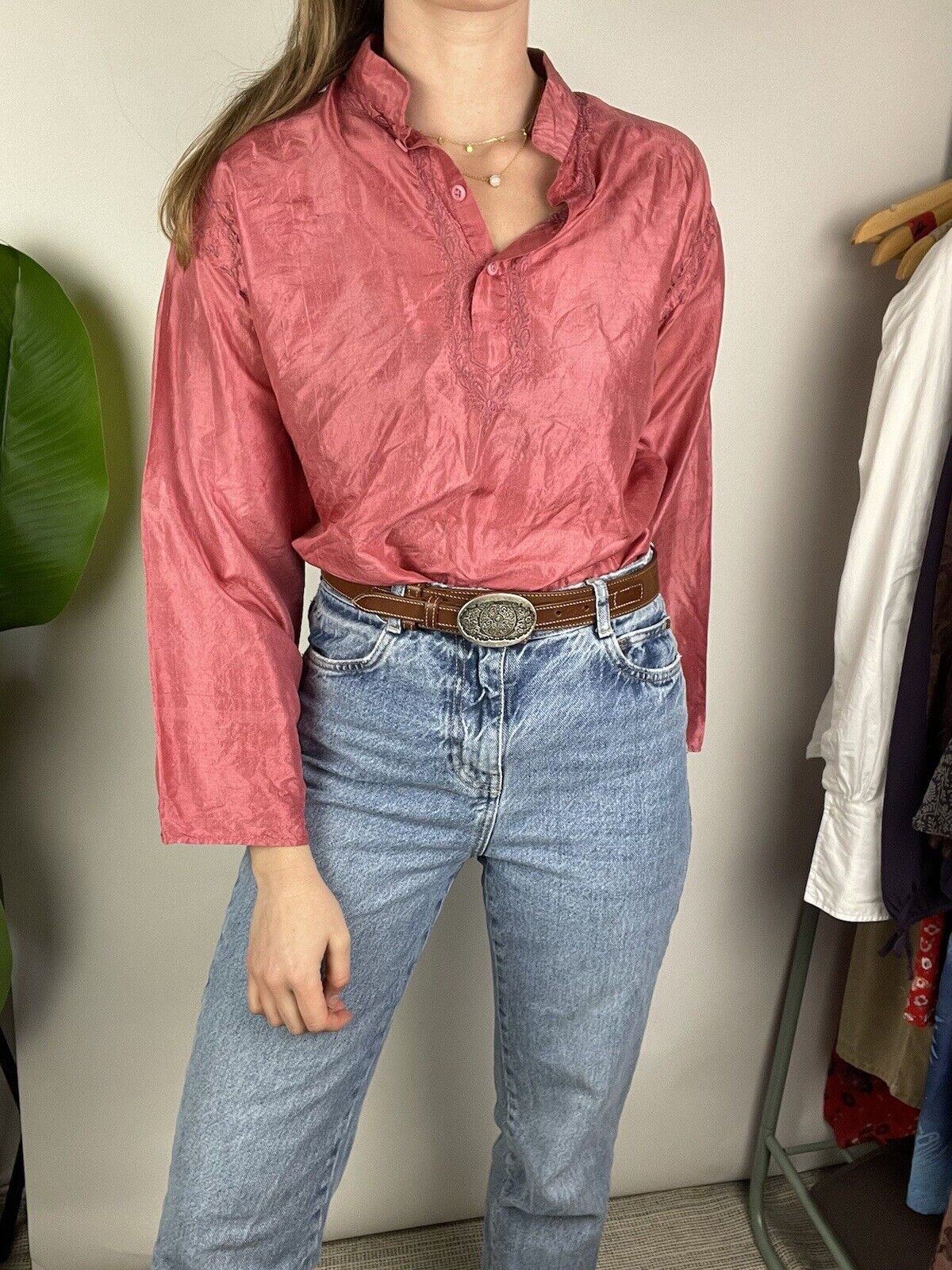 Vintage 70s Size M 8-12 Pink Embroidered 100% Indian Silk Blouse Top