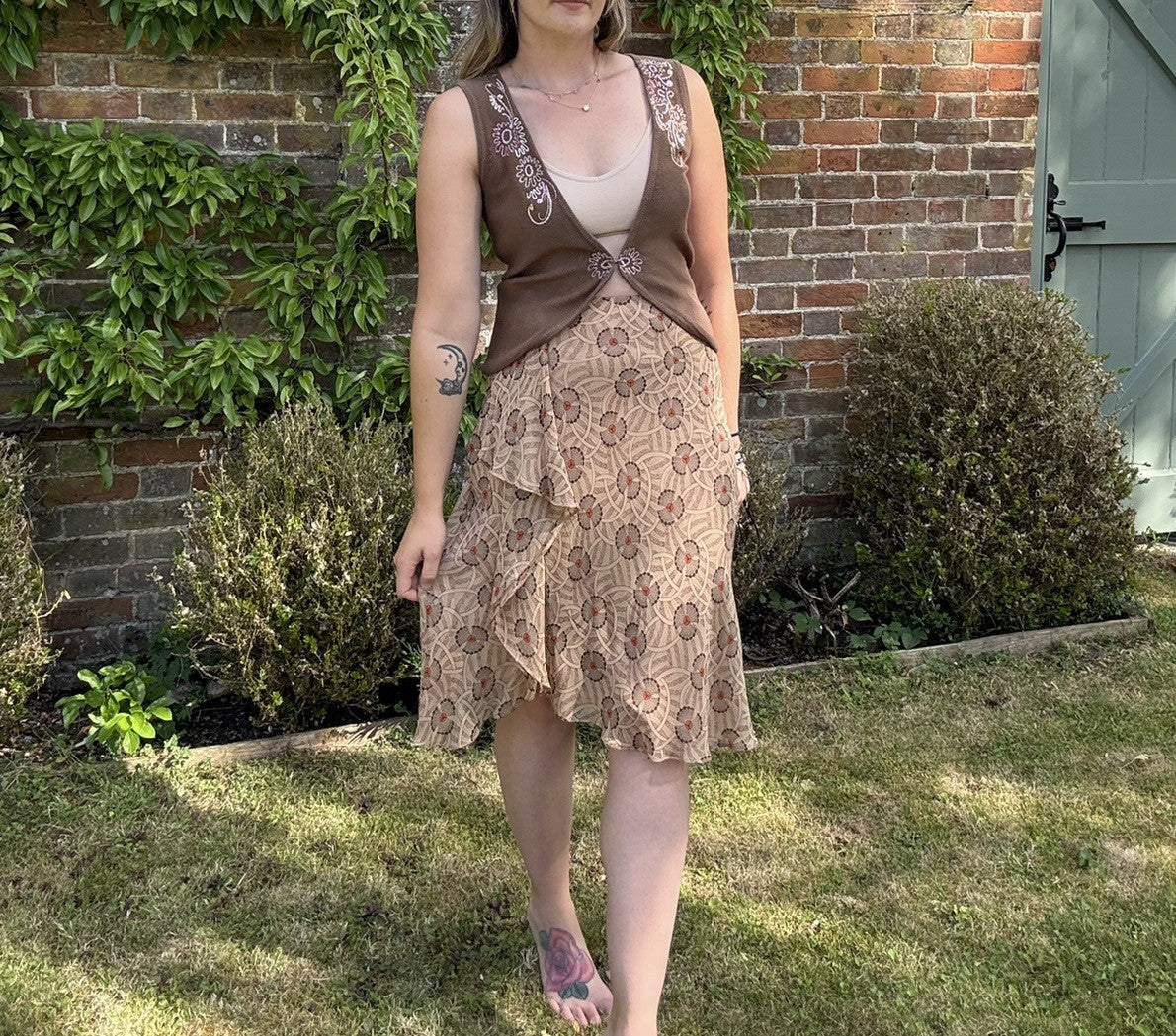 Vintage Size M 12-14 Brown Boho Patterned Silk Ruffle Midi Skirt Laura Ashley