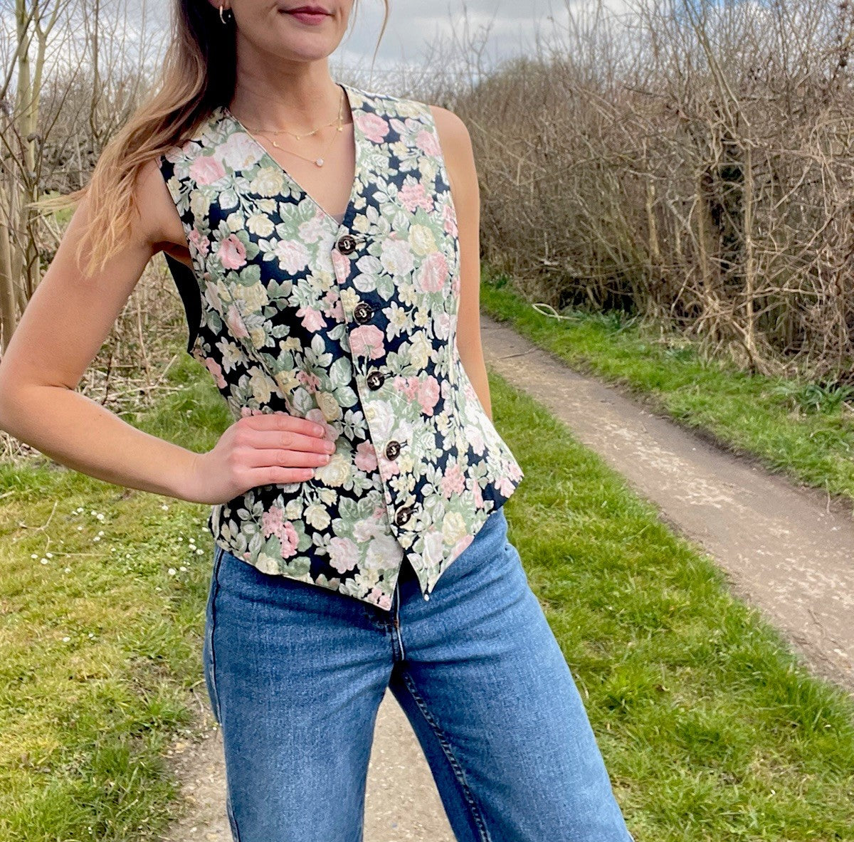 Vintage Size S 6-10 Austrian Floral Cotton Button Front Waistcoat