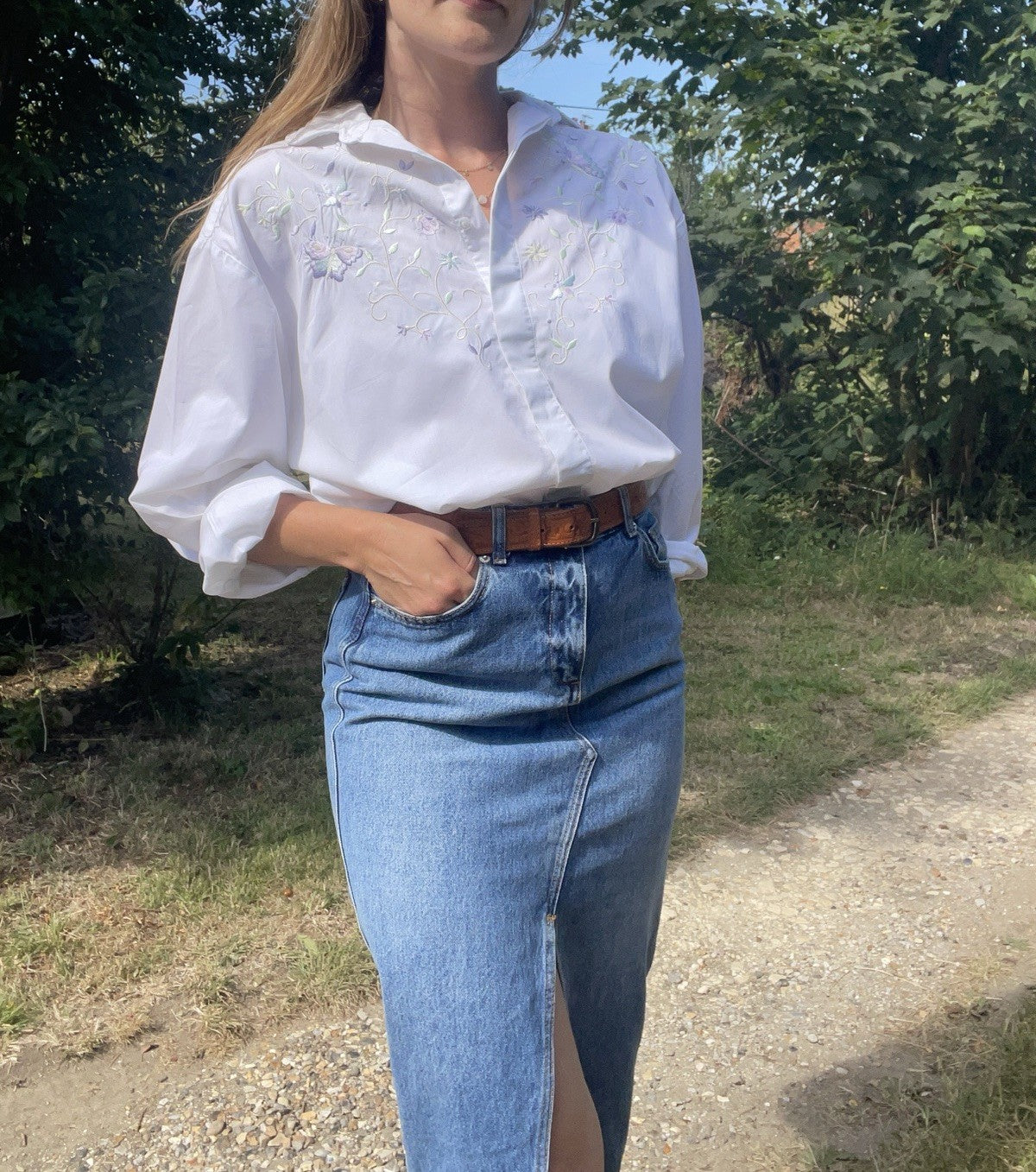 Vintage Size XL 14-18 White Pastel Flower Embroidered Shirt Jumpers