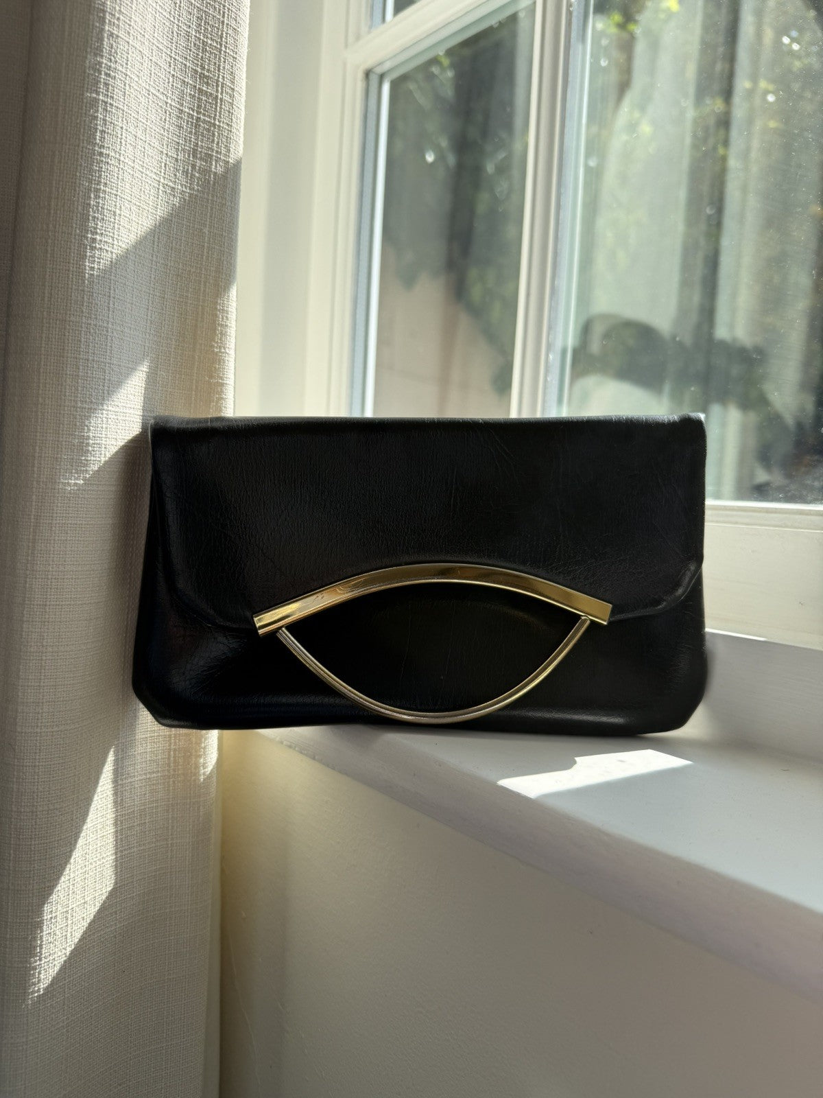 Vintage 1950s Black & Gold Leather Clutch Bag Purse