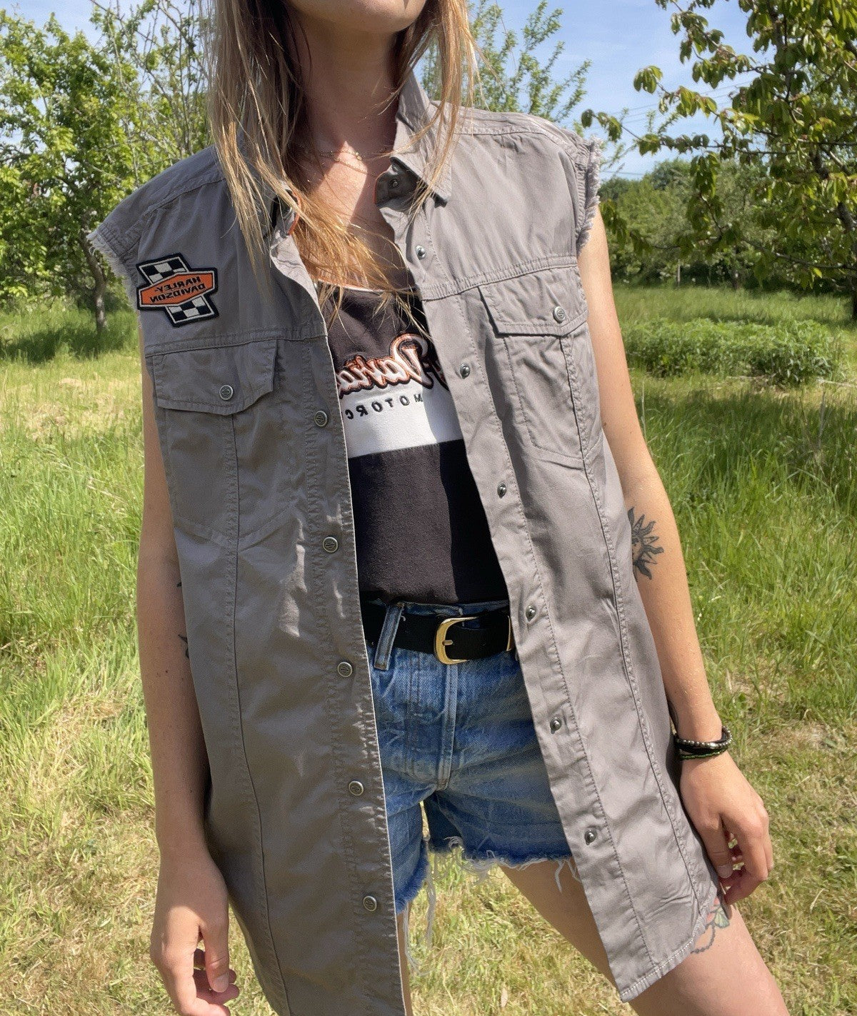 Vintage Size L 12-16 Grey Harley Davidson Embroidered Waistcoat