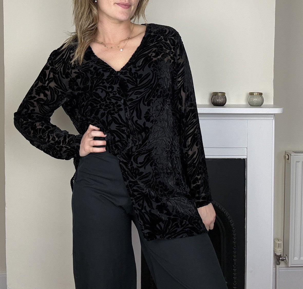 Vintage Size XL 12-16 Black Silk Blend Whimsical Velvet Blouse Laura Ashley