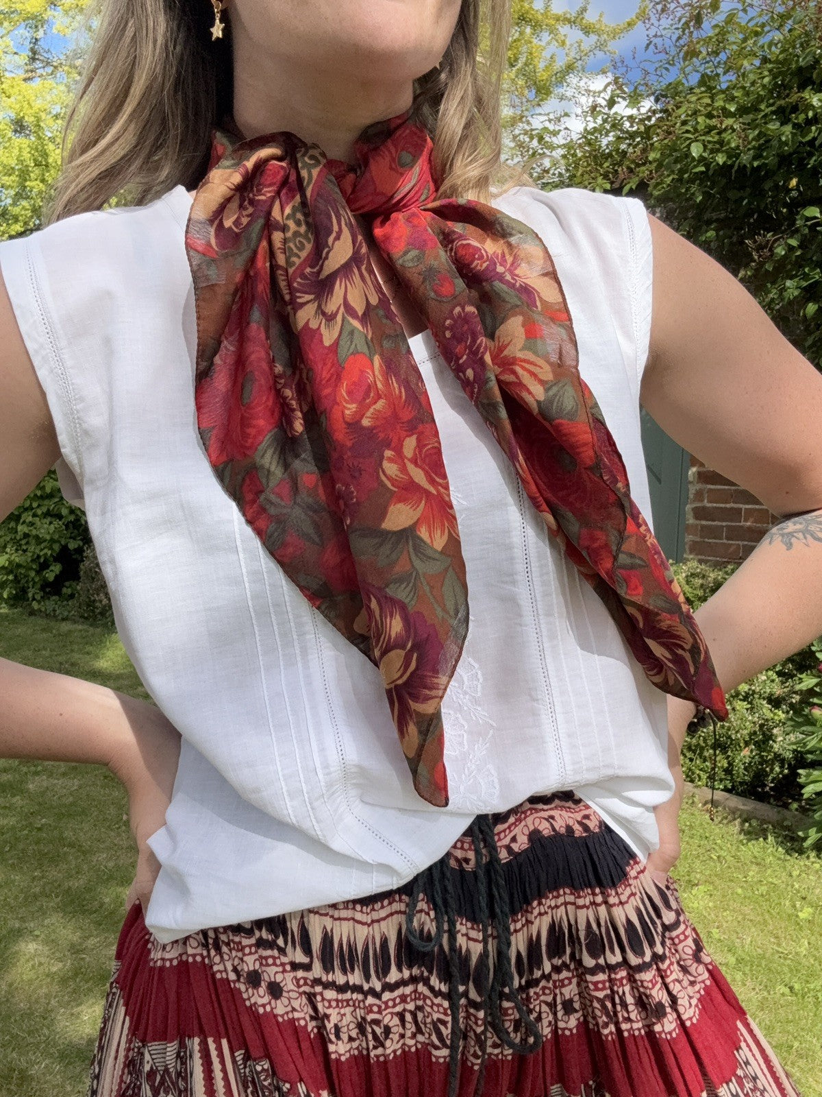Vintage Romantic Brown Floral Neck Scarf Bandana