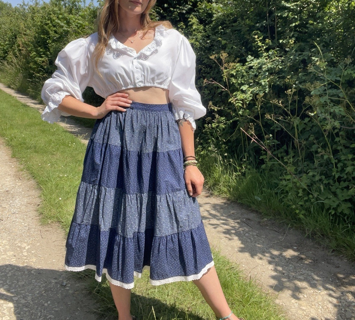 Vintage Size M 10-12 White Frill Cropped Dirndl Milkmaid Blouse Alphorn