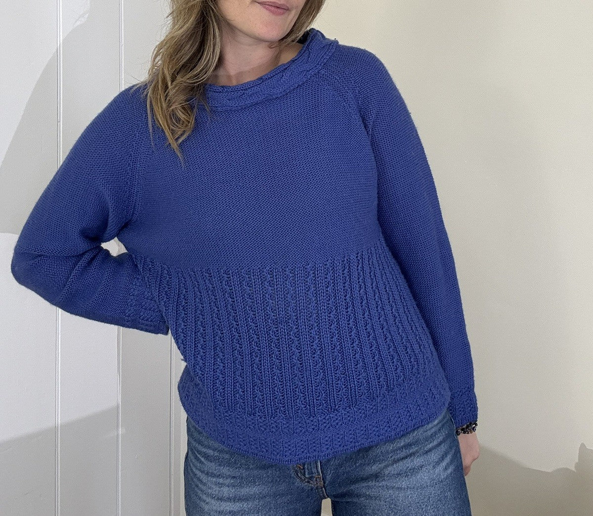 Vintage Size L 14-16 Cornflower Blue Boat Neck Knit Jumper by Minuet Petite
