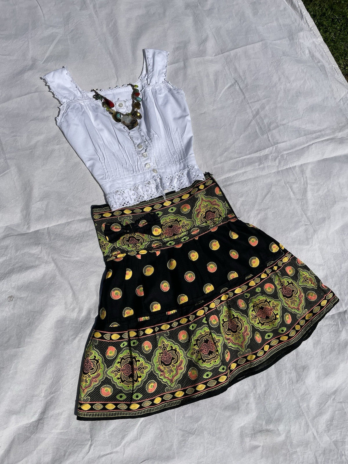Vintage Size 10 Black Bright Boho Hippy Patterned Tiered Summer Skirt