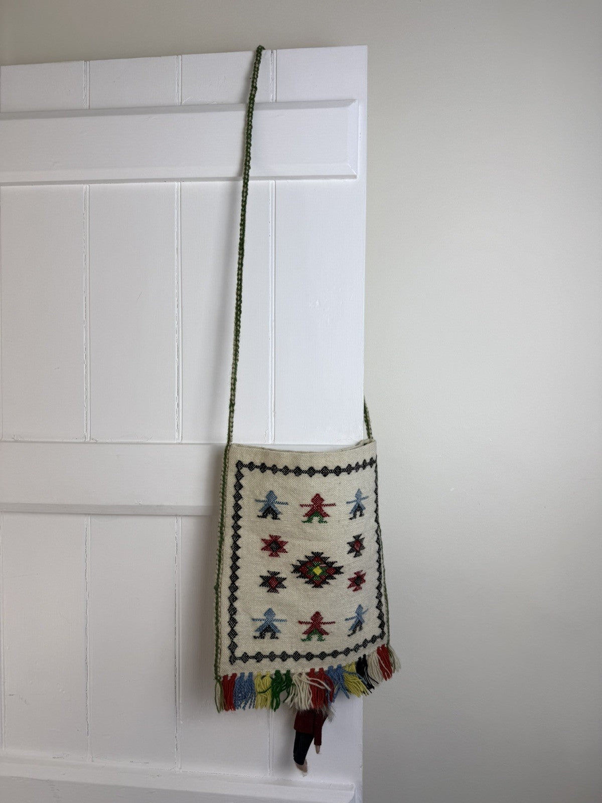 Vintage Cream Boho Hippy Woven Tasselled Knit  Bag