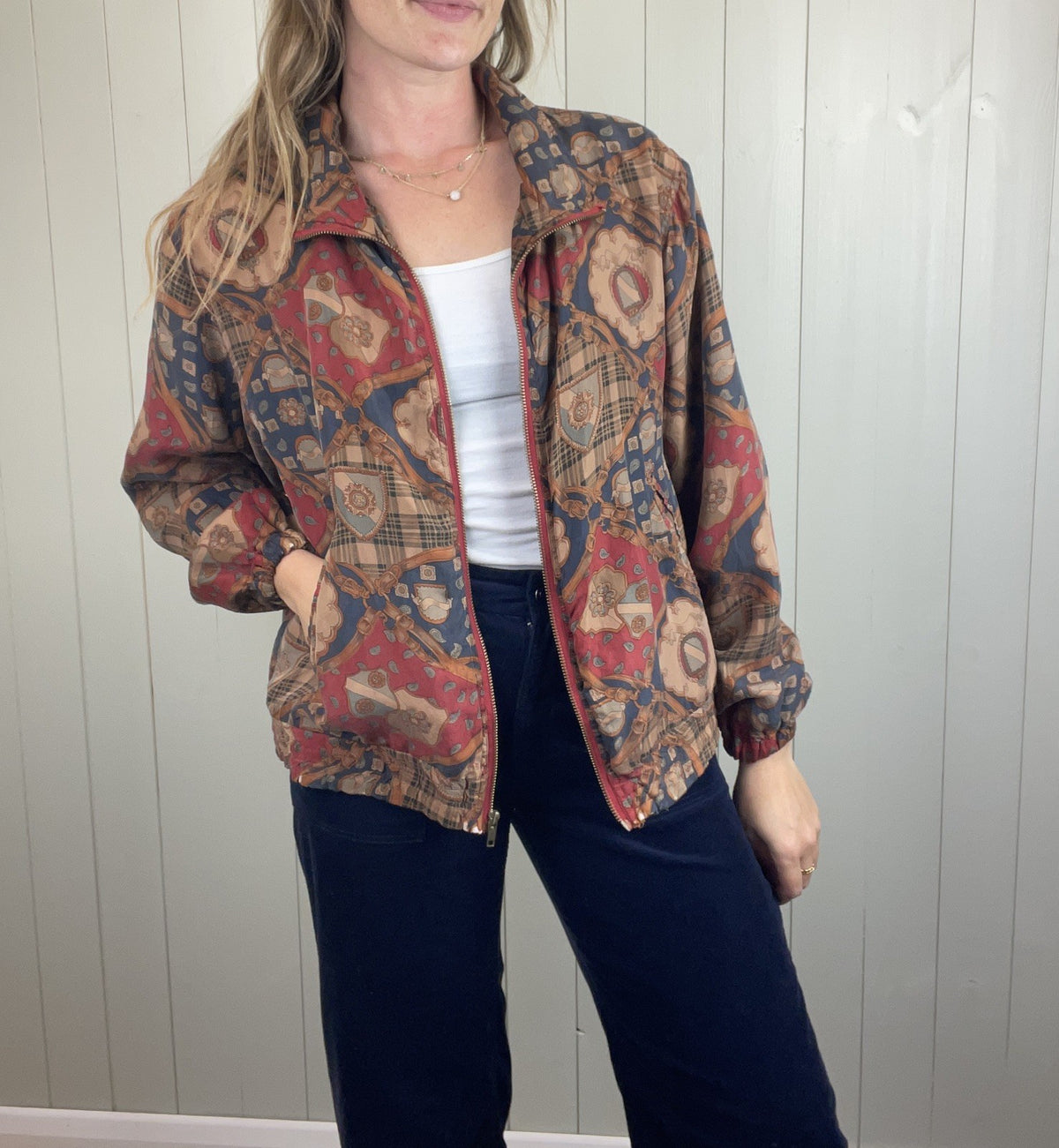 Vintage Size L 8-14 Burgundy Blue Patterned Silk Light Jacket EVR