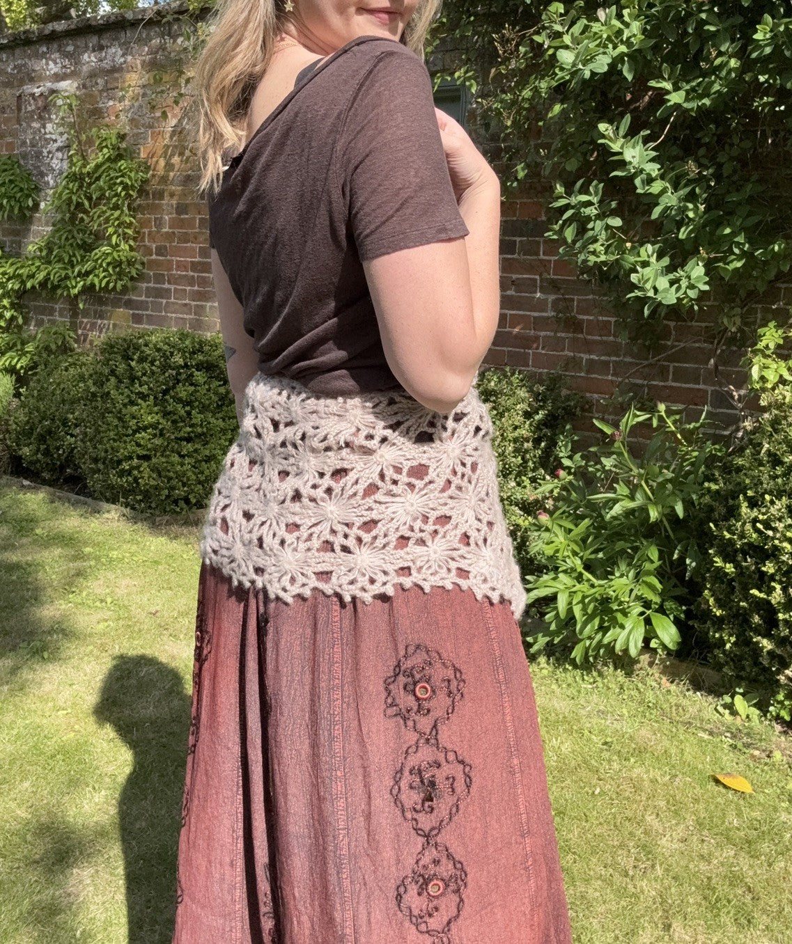Vintage Oatmeal Boho Hippy Crochet Knit Shawl Planet