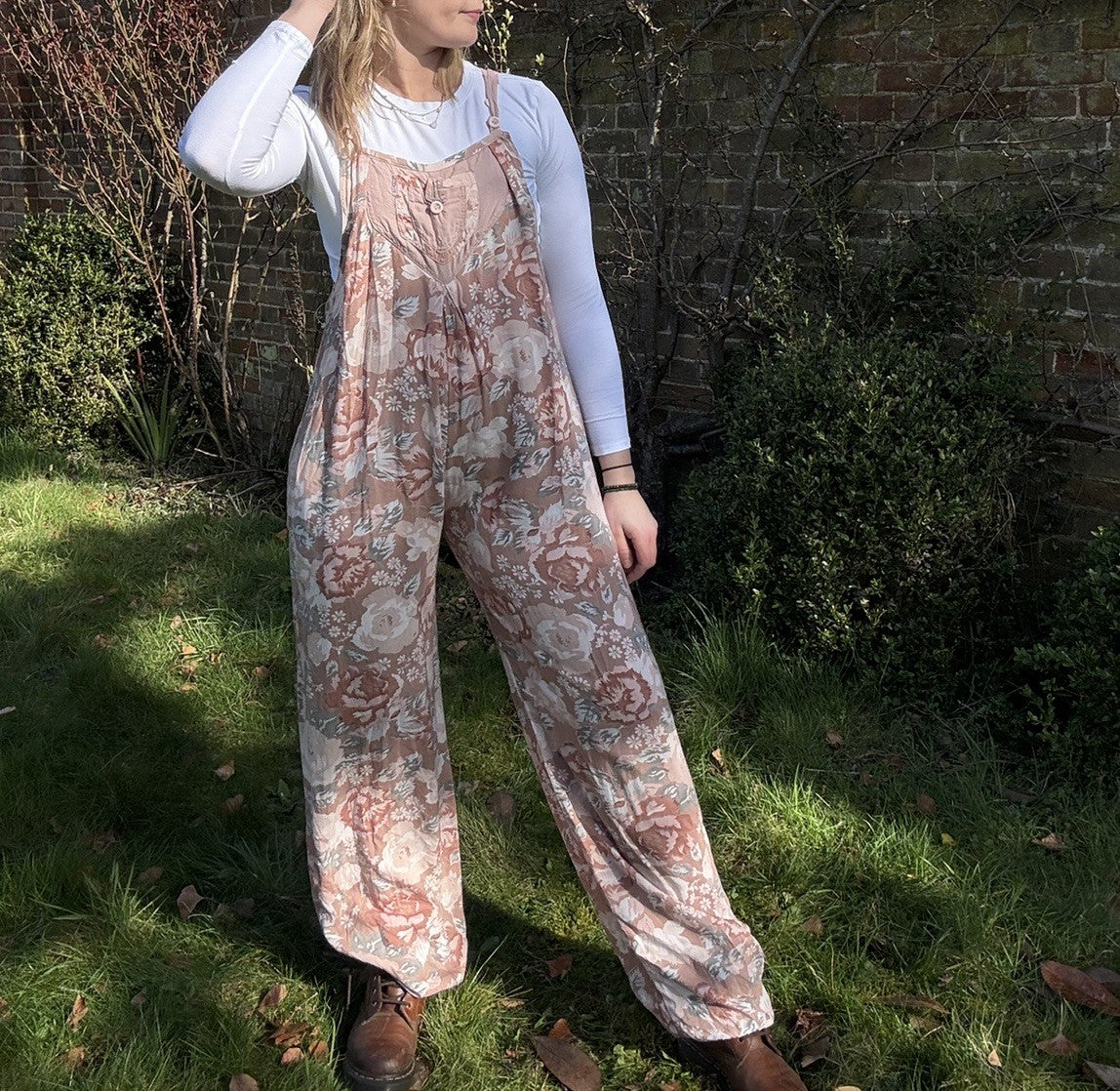 Vintage 70s Size XS 6 & 8 Light Clay Brown Floral Jumpsuit Dungarees Nauvkraft