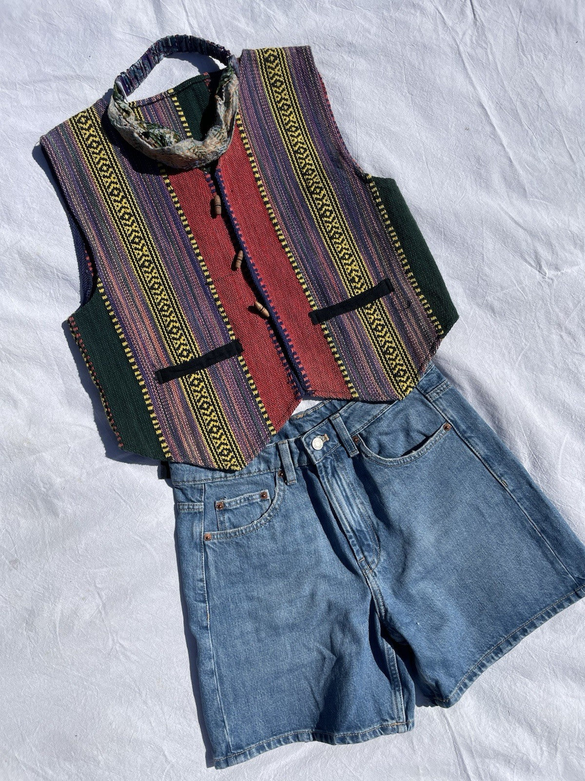 Vintage 90s Size S 6-12 Boho Woven Waistcoat