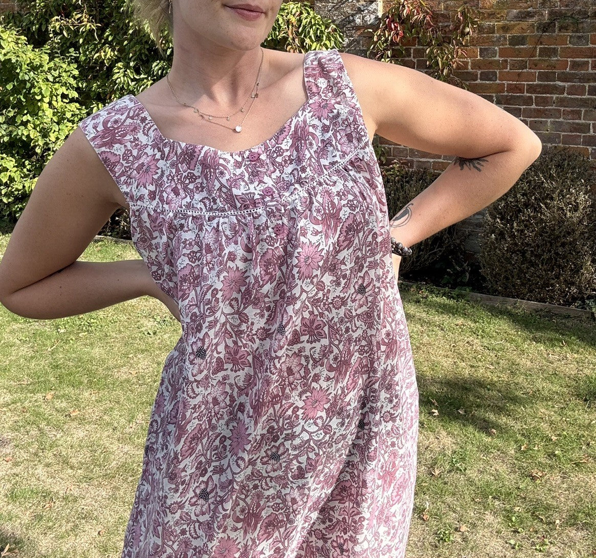 Vintage Size M 12-14 Blackberry Pink Floral Sleeveless Midi Dress Night Dress