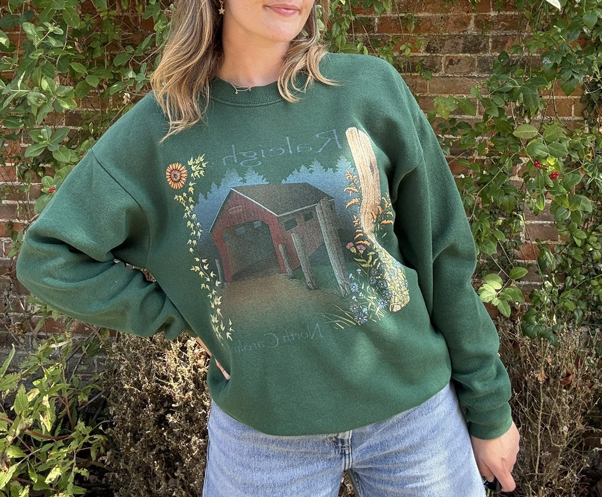 Vintage Size L 12-16 Dark Green Raleigh South Carolina Sweatshirt Jumper