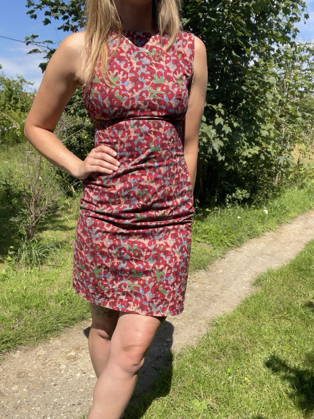 Vintage 90s Size 2XS 4-6 Burgundy Patterned Fitted Sleeveless Dress