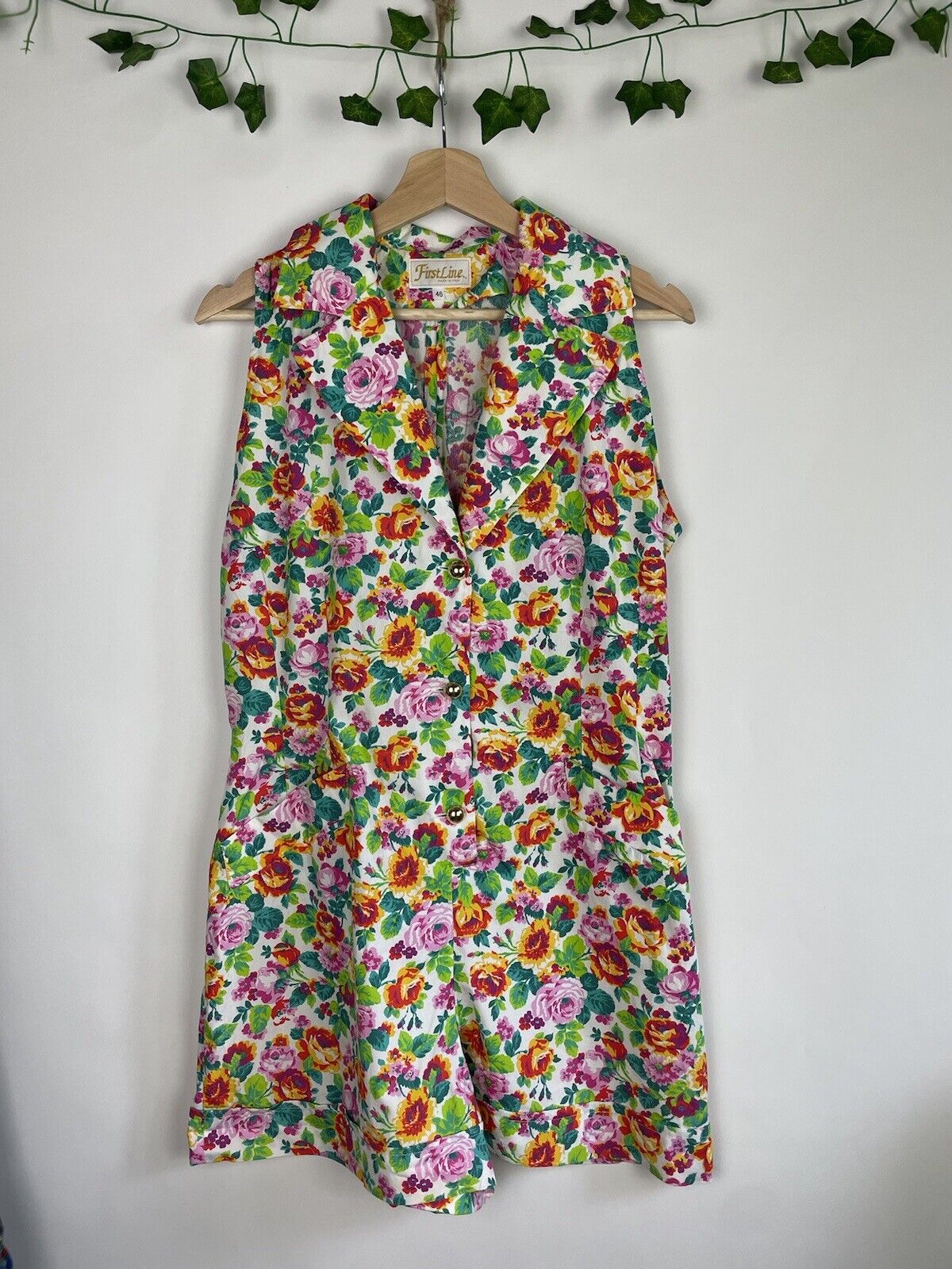 Vintage Size M 8-12 Bright Floral Sleeveless Shirt Button Down Playsuit